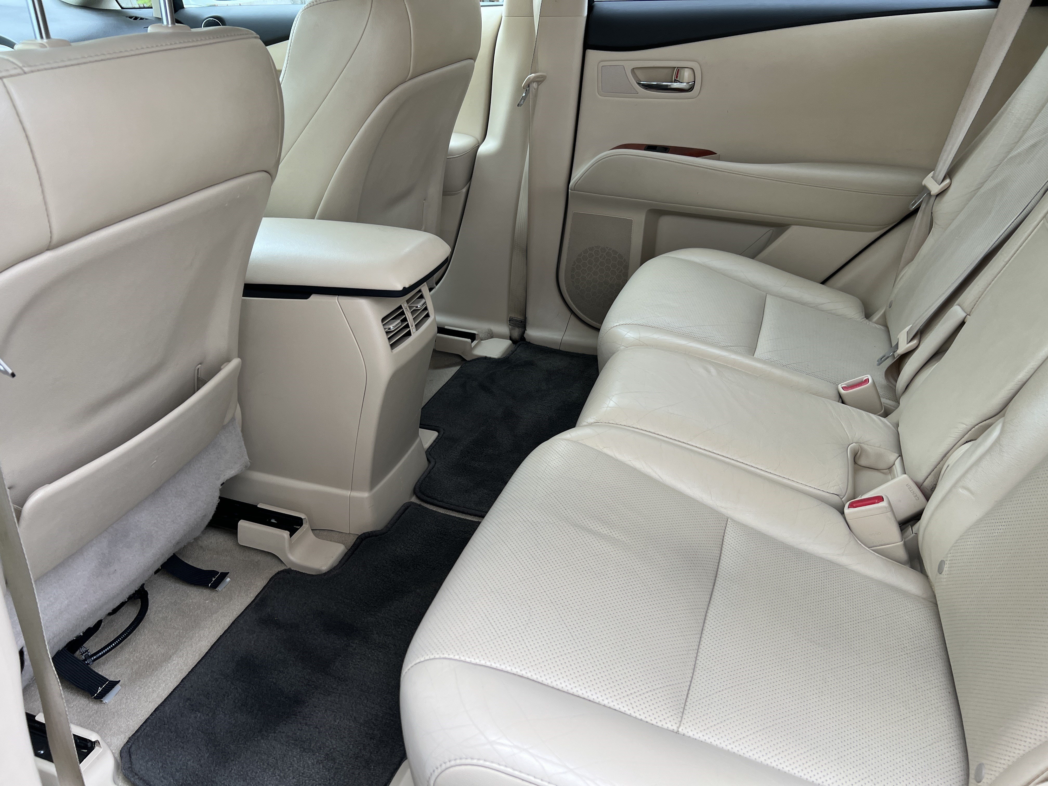 Used 2010 Lexus RX 350 2WD w/ Premium Pkg image 11