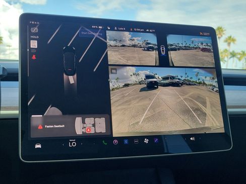 Used 2024 Tesla Model Y Long Range image 32