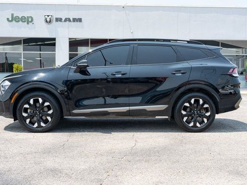 Used 2023 Kia Sportage X-Line w/ X-Line Premium Package AWD/4WD image 2