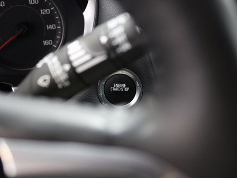 Used 2020 Chevrolet Traverse RS w/ LPO, Floor Liner Package image 34