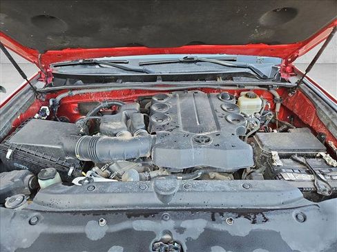 Used 2016 Toyota 4Runner SR5 image 23