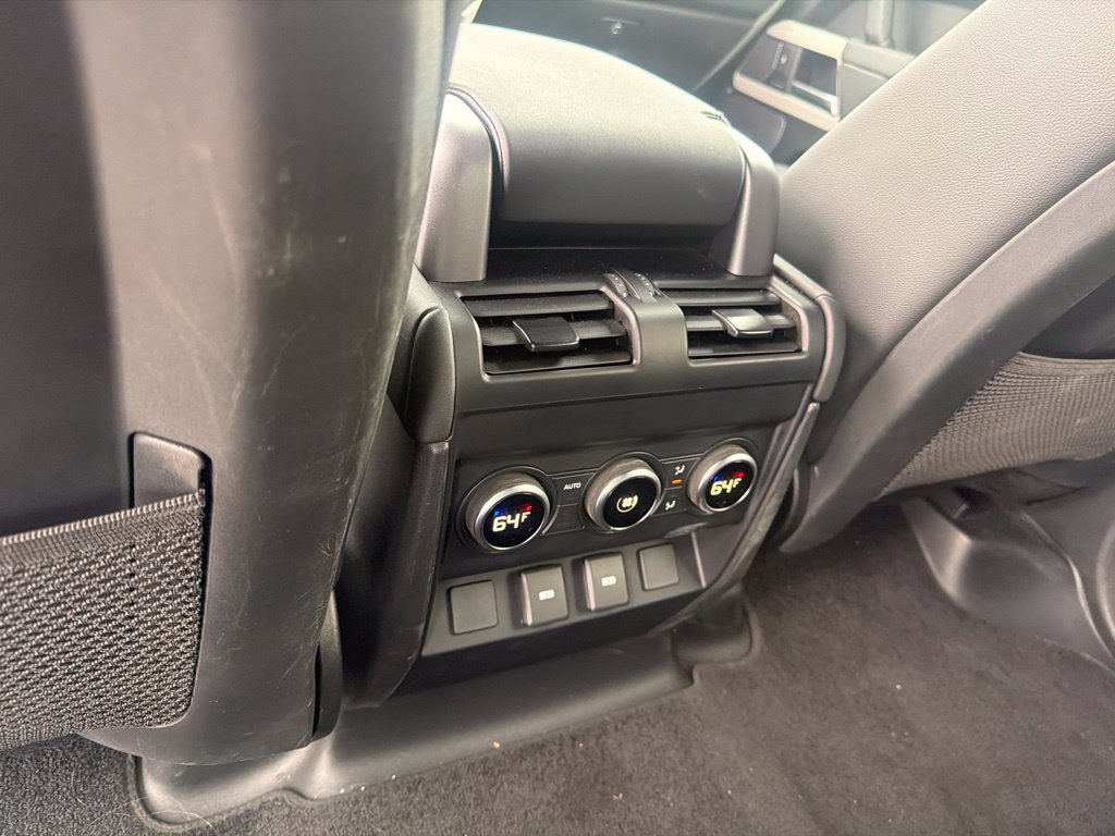 Used 2024 Land Rover Defender 110 S AWD/4WD image 9