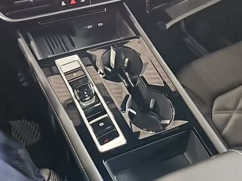 New 2026 Volkswagen Atlas Cross Sport SE AWD/4WD image 33
