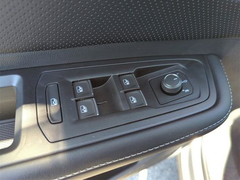 New 2026 Volkswagen Atlas SE image 25