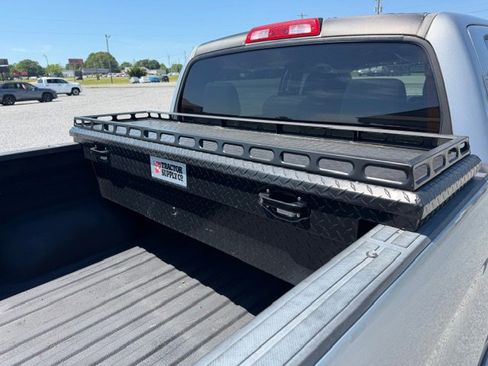 Used 2014 Toyota Tundra SR5 w/ SR5 Upgrade Package AWD/4WD image 14