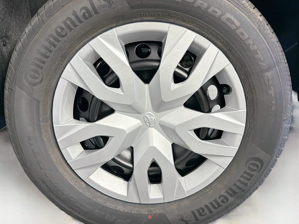 New 2026 Toyota Corolla Cross L FWD image 30