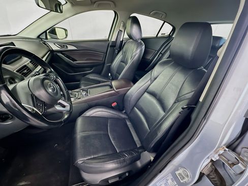 Used 2017 MAZDA MAZDA3 Touring image 13