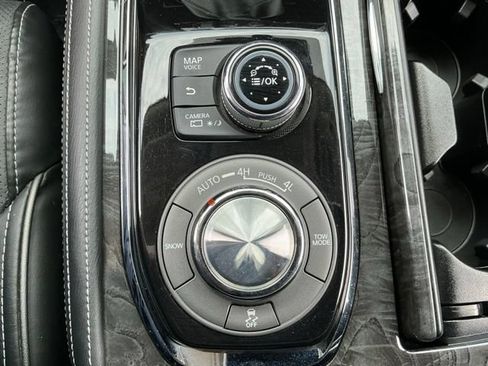 Used 2021 INFINITI QX80 Luxe w/ All-Season Package AWD/4WD image 29