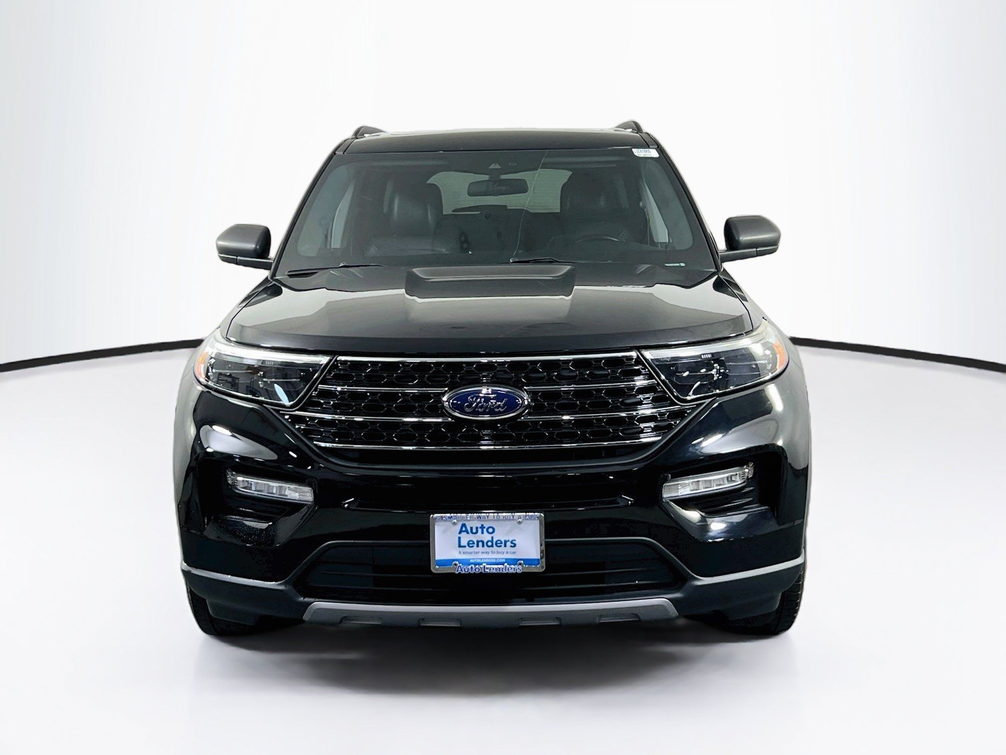 Used 2020 Ford Explorer XLT w/ Equipment Group 202A AWD/4WD image 2