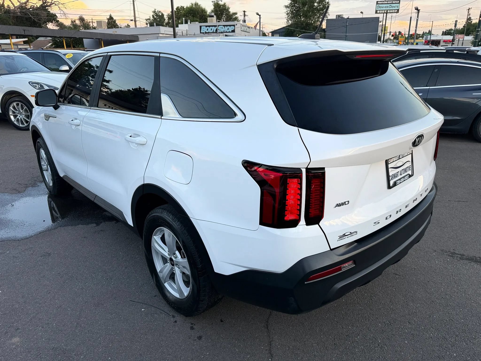 Used 2021 Kia Sorento LX AWD/4WD image 7