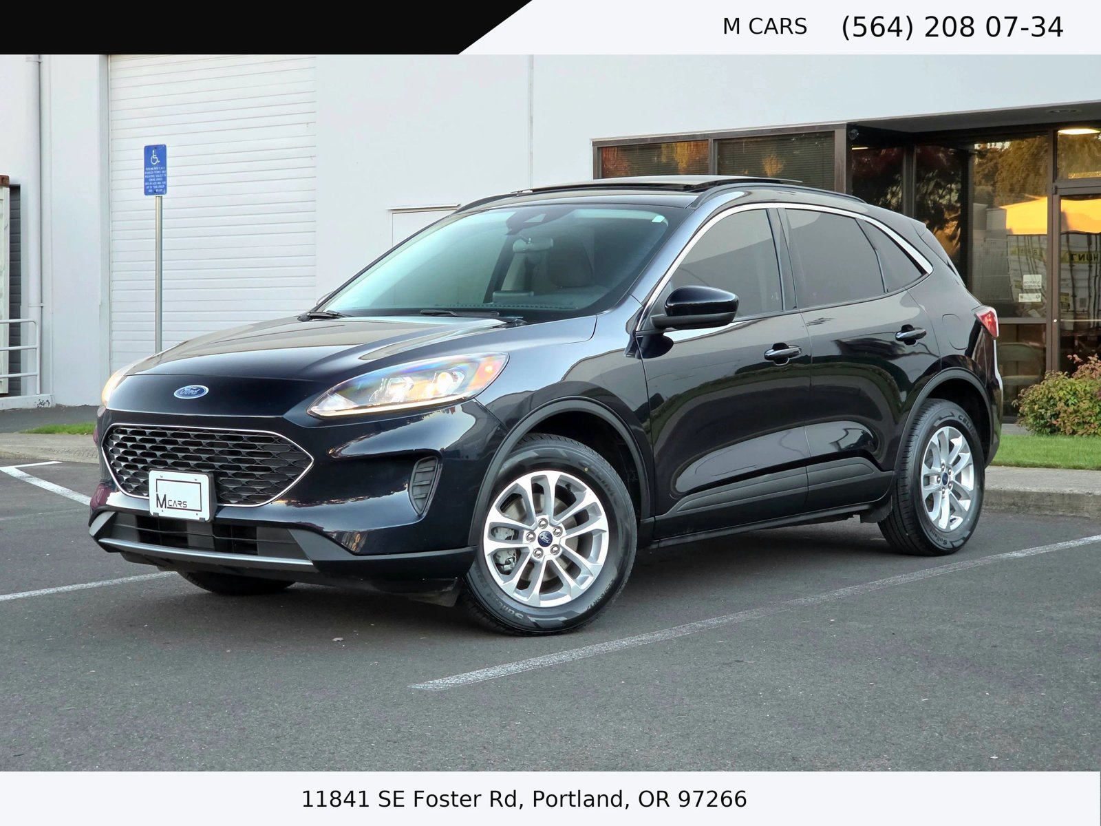 Used 2021 Ford Escape SE w/ Convenience Package AWD/4WD image 2