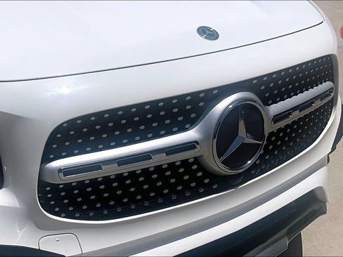 Used 2020 Mercedes-Benz GLB 250 image 38