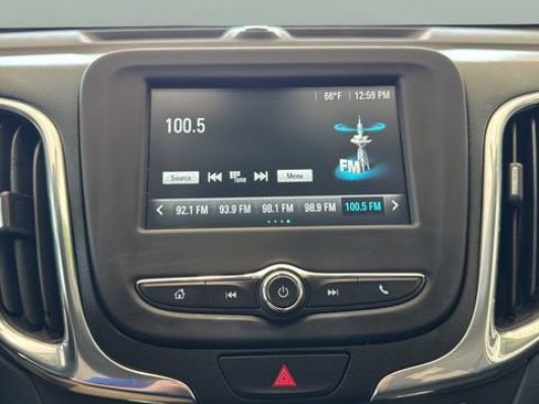 Used 2018 Chevrolet Equinox LT FWD image 13