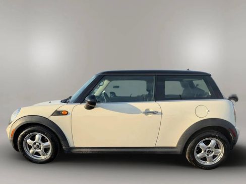 Used 2009 MINI Cooper Hardtop image 4