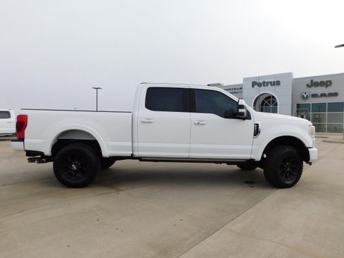 Used 2022 Ford F250 Lariat w/ Tremor Off-Road Package image 5