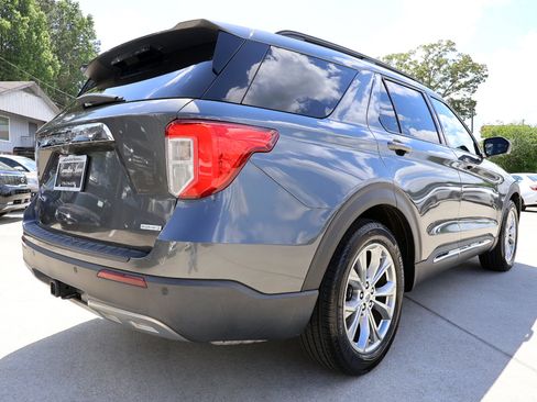 Used 2020 Ford Explorer XLT w/ Equipment Group 202A RWD image 7