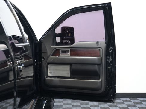 Used 2013 Ford F150 King Ranch w/ King Ranch Chrome Pkg AWD/4WD image 25