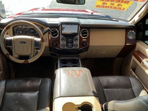 Used 2015 Ford F250 King Ranch w/ FX4 Off-Road Package AWD/4WD image 13