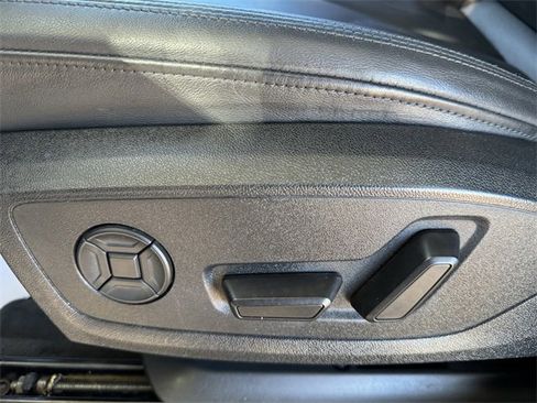 Used 2019 Audi Q3 2.0T Premium image 21