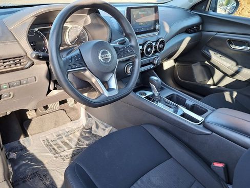 Used 2023 Nissan Sentra SV image 8