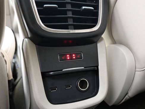 Used 2019 Lincoln Nautilus Reserve AWD/4WD image 46