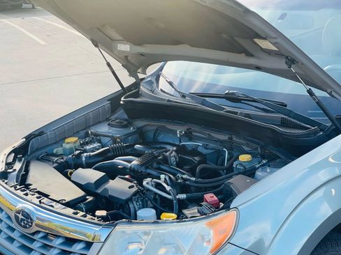 Used 2011 Subaru Forester 2.5X Premium image 14