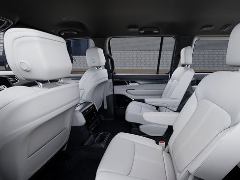 New 2026 Jeep Grand Wagoneer Limited AWD/4WD image 23