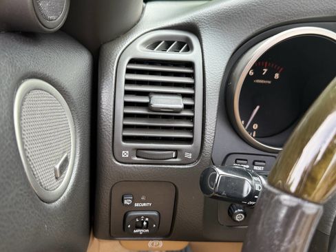 Used 2008 Lexus SC 430 Base 2dr Convertible image 18