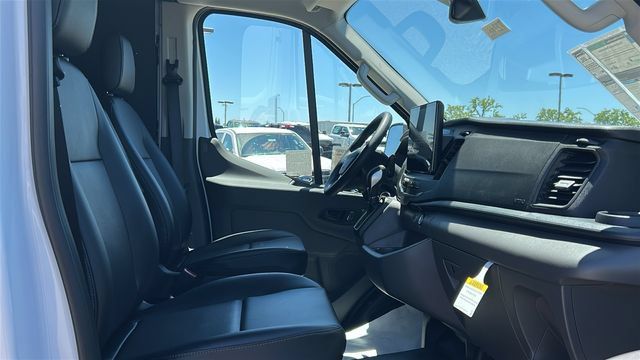 New 2026 Ford Transit 250 148 Medium Roof w/ Load Area Protection Package RWD image 11