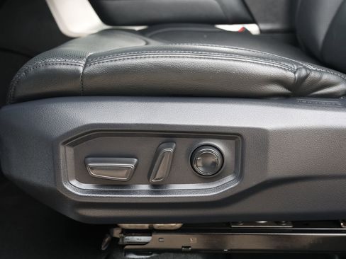 Used 2023 Toyota Tundra Limited w/ Power Package image 30