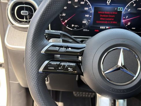 Used 2024 Mercedes-Benz C 300 Sedan image 23