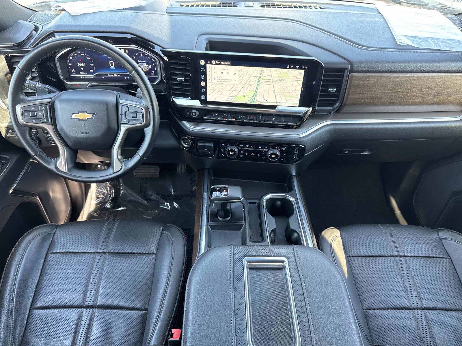 Used 2022 Chevrolet Silverado 1500 High Country w/ Technology Package AWD/4WD image 9