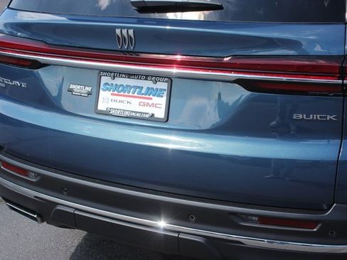 New 2026 Buick Enclave Preferred w/ Power Package image 15