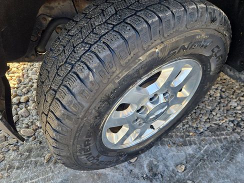 Used 2015 Chevrolet Silverado 2500 LT w/ LT Convenience Package image 8