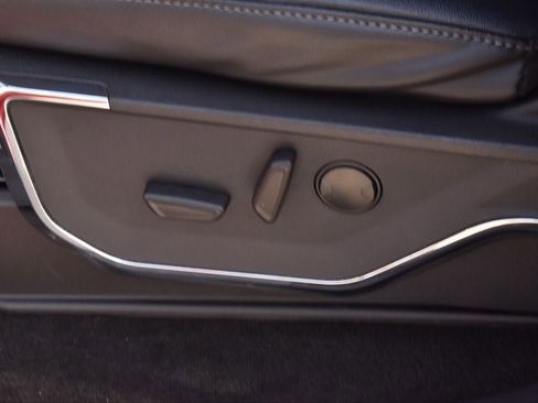 Used 2022 Ford F150 Lariat image 36