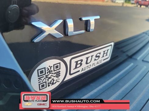 Used 2024 Ford Expedition XLT AWD/4WD image 8