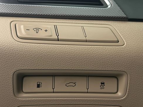 Used 2015 Hyundai Sonata SE FWD image 27
