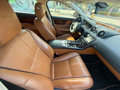 Used 2014 Jaguar XJ L Portfolio image 22