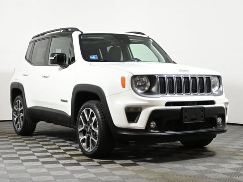 Used 2022 Jeep Renegade Limited w/ Sun, Sound & Wheels Group image 9
