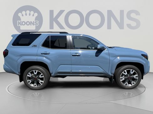 Used 2025 Toyota 4Runner TRD Sport Premium AWD/4WD image 8