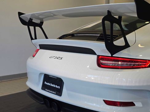 Used 2016 Porsche 911 GT3 RS RWD image 15