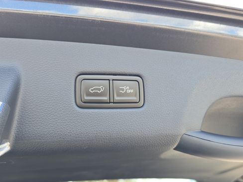 New 2026 Kia Carnival SX FWD image 11
