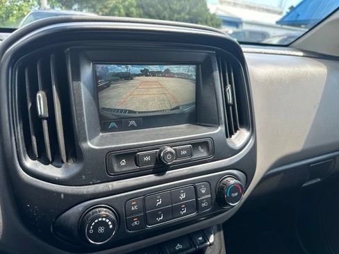 Used 2017 Chevrolet Colorado W/T w/ Custom Special Edition AWD/4WD image 17