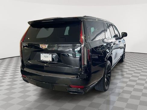 Certified 2023 Cadillac Escalade ESV Sport Platinum w/ LPO, ONYX Package image 4