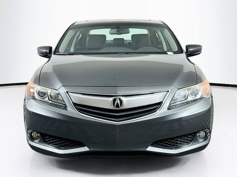 Used 2013 Acura ILX w/ Premium Package FWD image 2