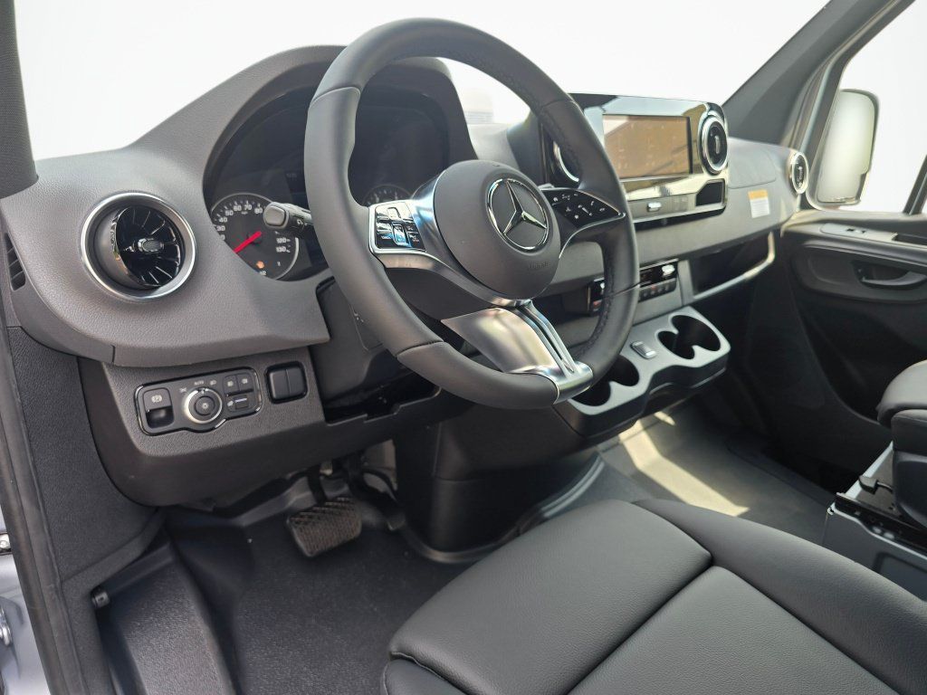 New 2026 Mercedes-Benz Sprinter 2500 image 10