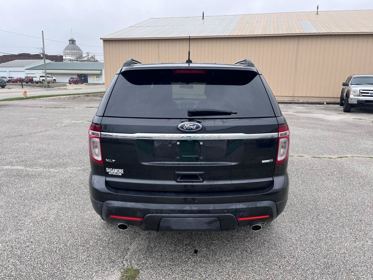Used 2015 Ford Explorer XLT w/ Equipment Group 202B AWD/4WD image 4