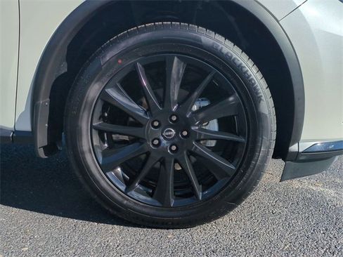 Used 2023 Nissan Murano SV w/ SV Midnight Edition Package image 11
