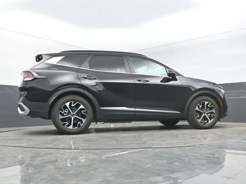 Used 2025 Kia Sportage EX w/ Premium Package FWD image 45