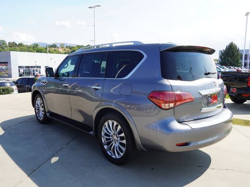Used 2016 INFINITI QX80 4WD w/ Deluxe Technology Package image 6
